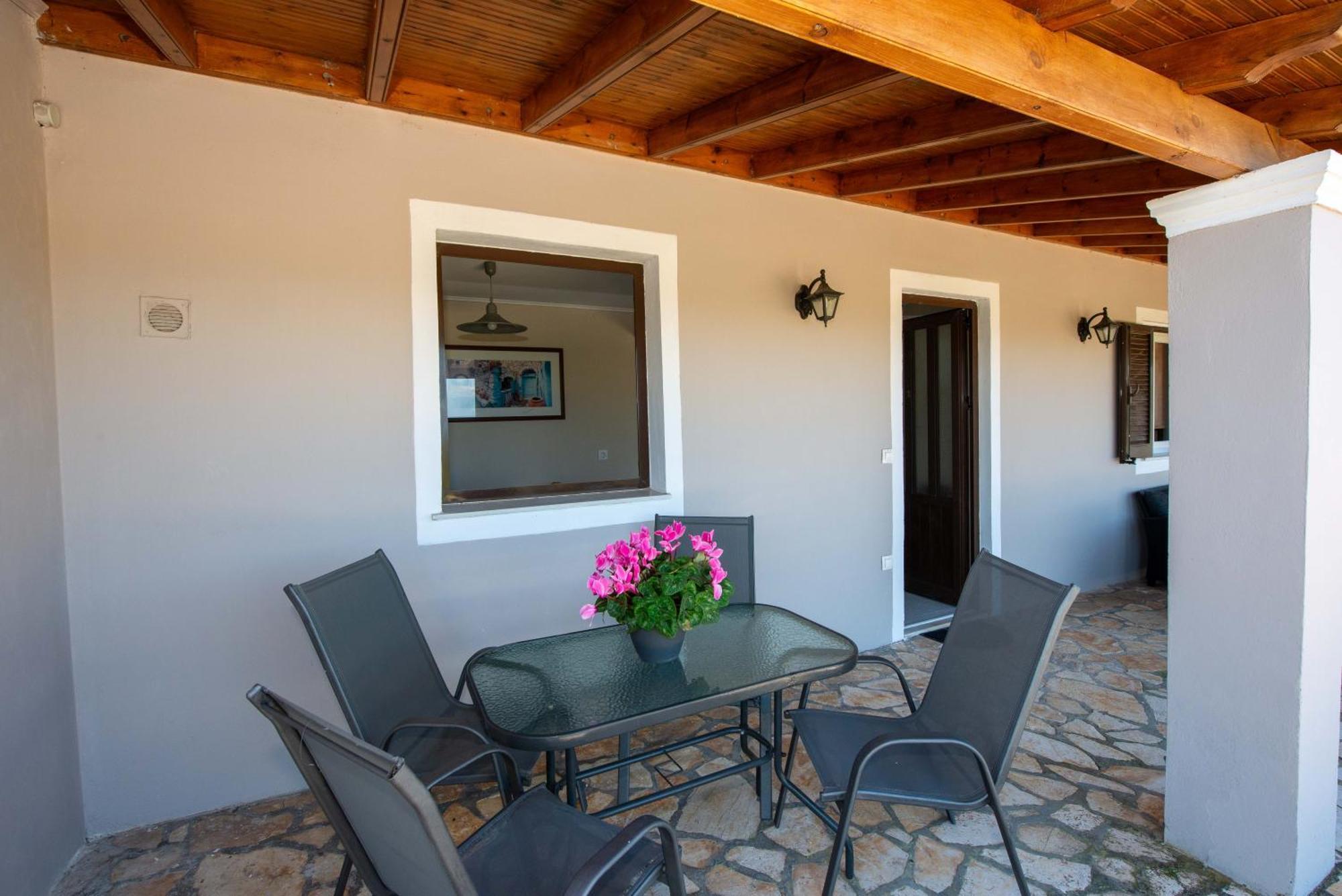 Astrakeri Sea Side Hill Apartment Exterior photo
